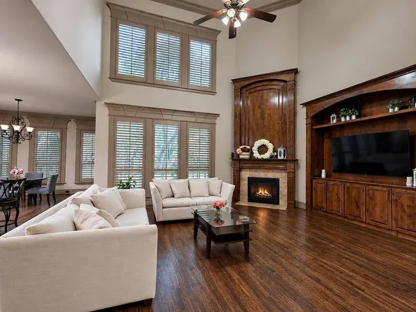 1403 Eleanor Rigby Lane, Mansfield, TX 76063