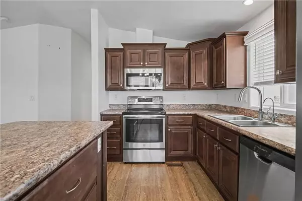 3058 W Carmichael RD, Golden Valley, AZ 86413