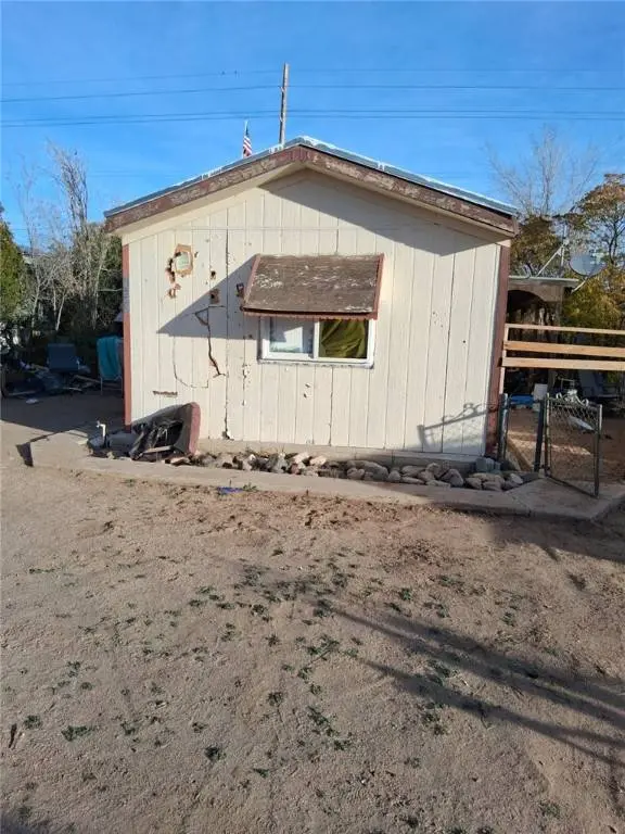 1805 E John L AVE, Kingman, AZ 86409