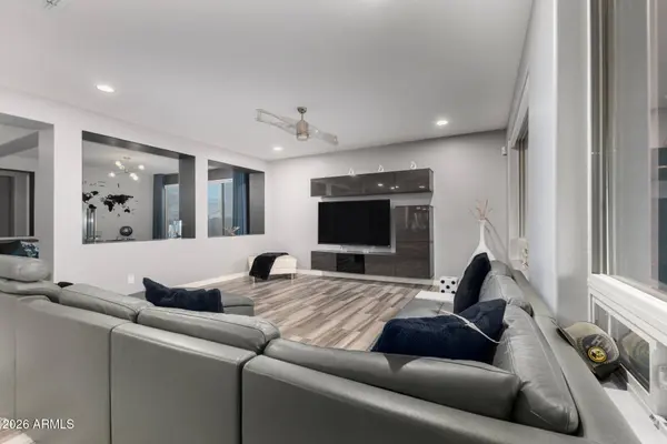 18379 W MARSHALL Lane, Surprise, AZ 85388