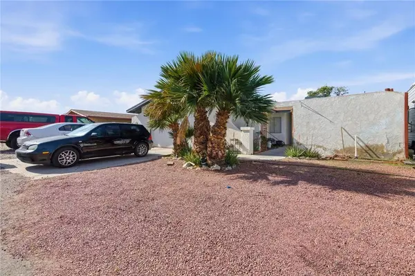 2075 Kingston DR, Bullhead City, AZ 86442