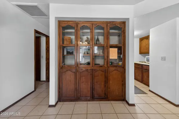 3127 E ROSSLYNN Drive, Kingman, AZ 86401