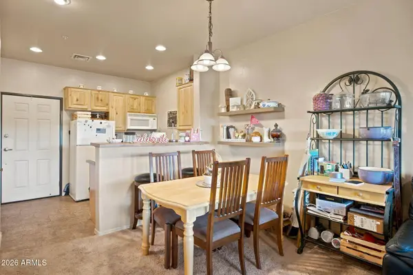 2347 QUARTER HORSE Trail #226, Overgaard, AZ 85933