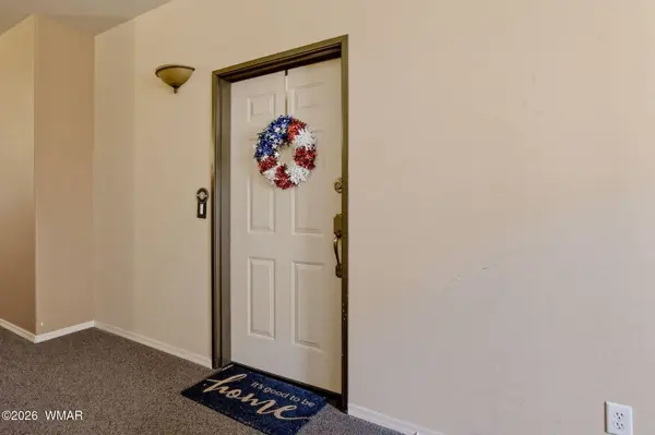 2347 Quarter Horse Trail, Overgaard, AZ 85933