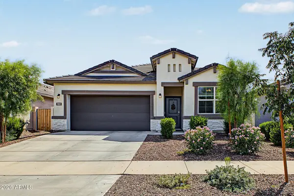 18641 W DESERT HOLLOW Drive
