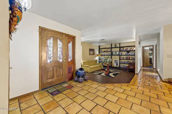 536 E HOPE Circle, Mesa, AZ 85203