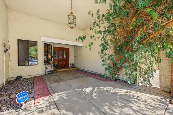 536 E HOPE Circle, Mesa, AZ 85203