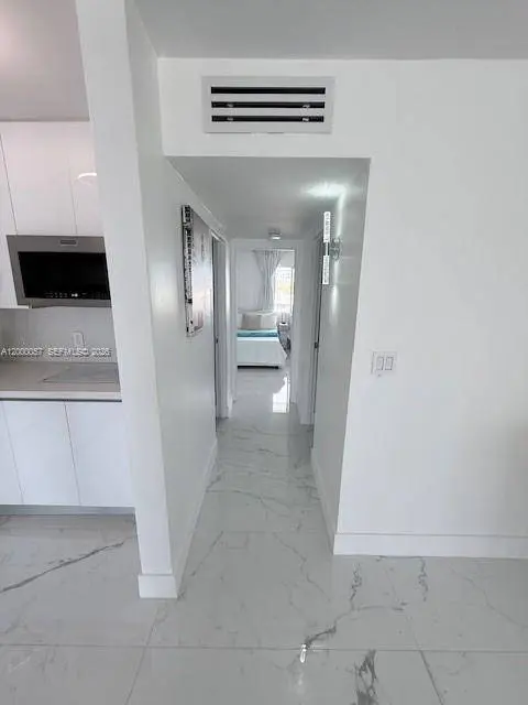 1100 Alton RD #5B, Miami Beach, FL 33139