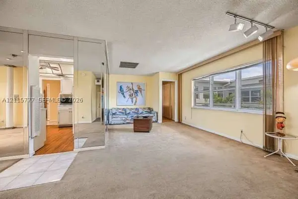 215 SE 3rd Ave #501B, Hallandale Beach, FL 33009