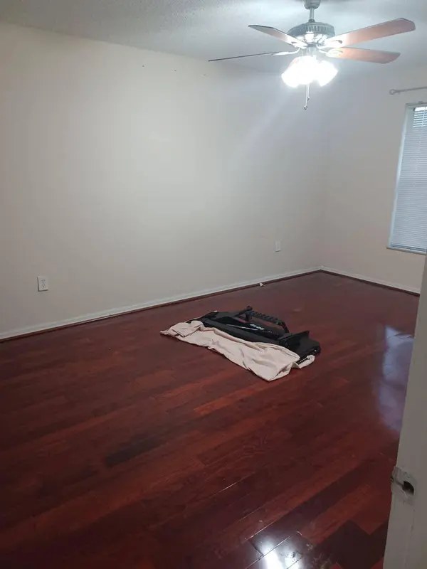 407 Executive Center DR #203, West Palm Beach, FL 33401