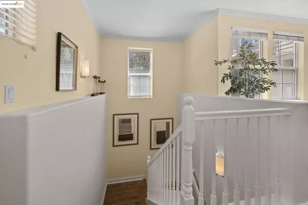 6132 Old Quarry Loop, Oakland, CA 94605