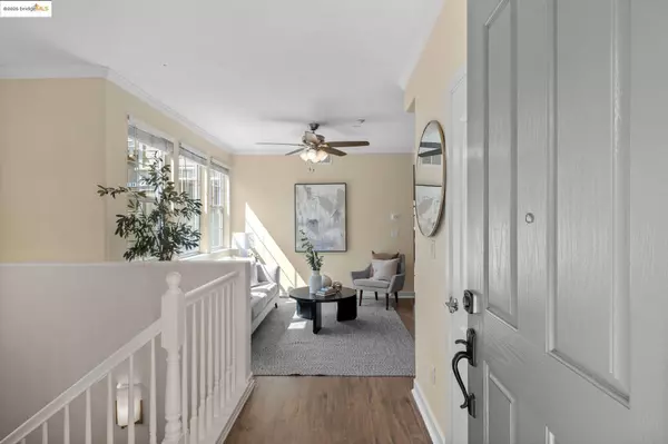 6132 Old Quarry Loop, Oakland, CA 94605