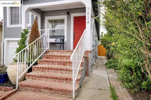 7524 Halliday Ave, Oakland, CA 94605