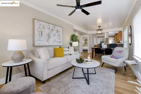 7524 Halliday Ave, Oakland, CA 94605