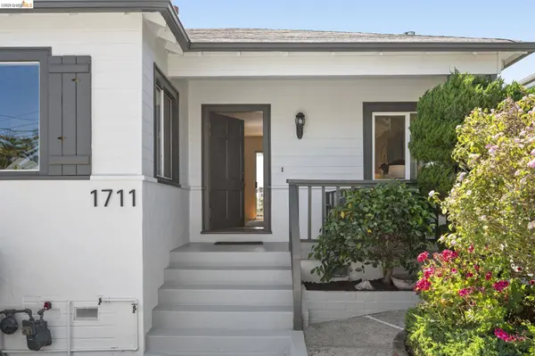 1711 Santa Clara St, Richmond, CA 94804