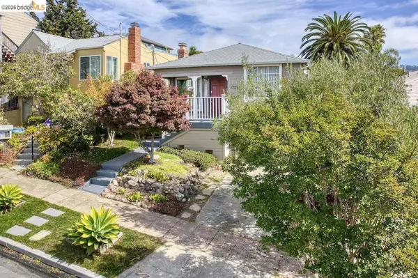 1722 Santa Clara St, Richmond, CA 94804