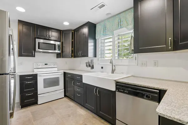 997 W 1600 N, West Bountiful, UT 84087