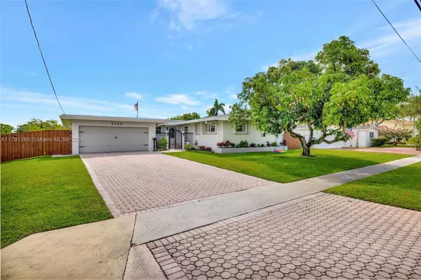 5136 SW 90th Ave, Cooper City, FL 33328