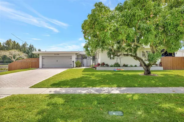 5136 SW 90th Ave, Cooper City, FL 33328