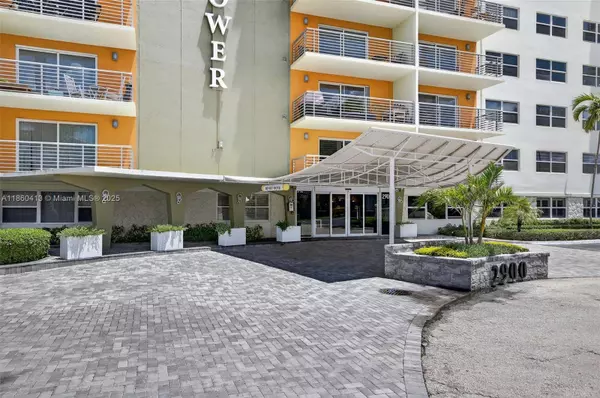 2900 NE 30th St #K8, Fort Lauderdale, FL 33306