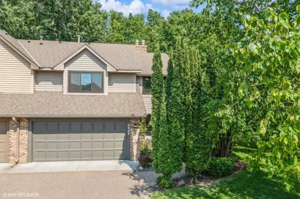 8947 Preserve BLVD, Eden Prairie, MN 55347