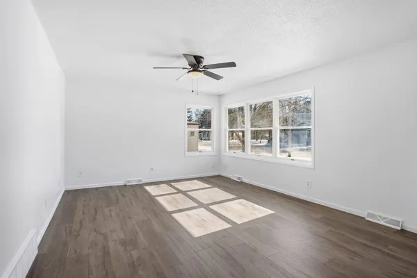 16 14th ST NW, Faribault, MN 55021