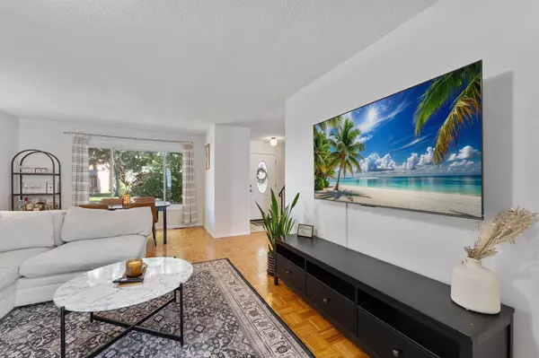 2644 Zarthan AVE S #20, Saint Louis Park, MN 55416