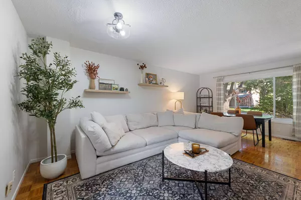 2644 Zarthan AVE S #20, Saint Louis Park, MN 55416