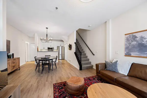 8411 Kimball DR, Eden Prairie, MN 55347