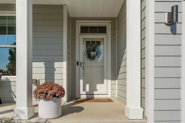 3927 Founders PATH, Chaska, MN 55318