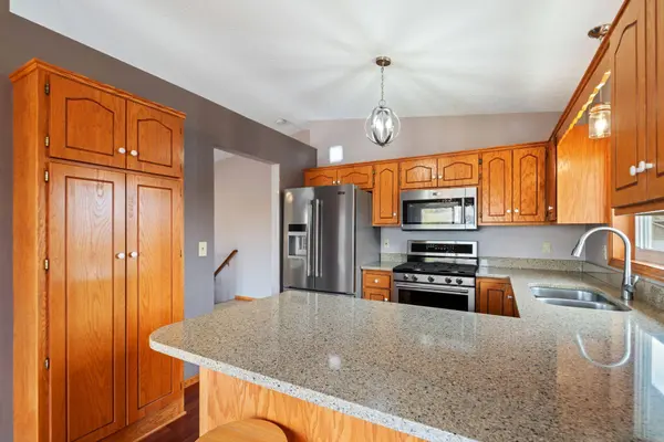 115 Bluestem AVE, Shakopee, MN 55379