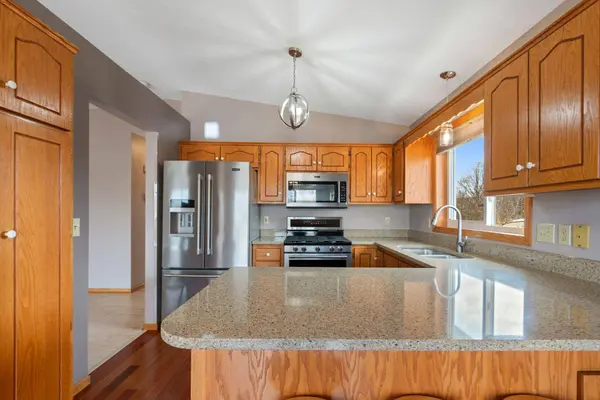 115 Bluestem AVE, Shakopee, MN 55379