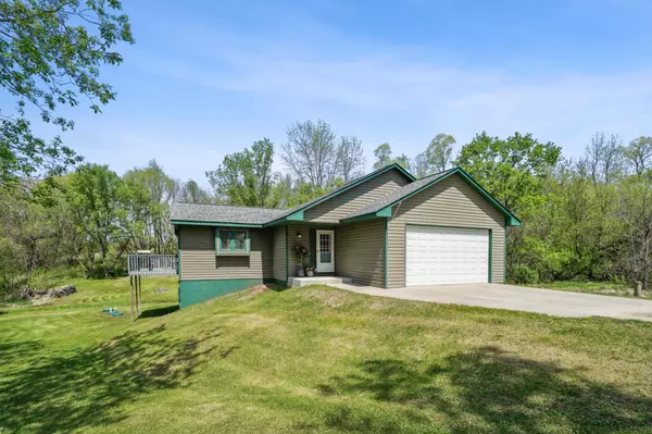 8399 Shields CT, Erin Twp, MN 55046