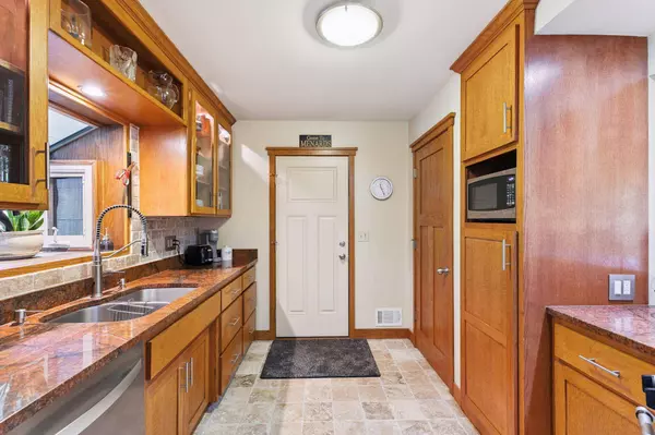 14511 Lake Street EXT, Minnetonka, MN 55345