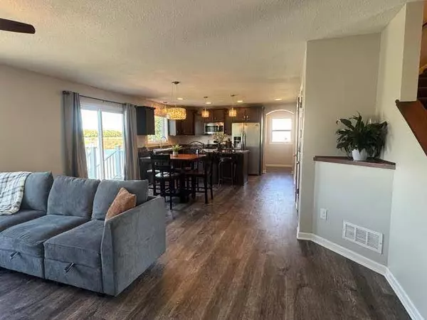 19697 Deerbrooke PATH, Farmington, MN 55024