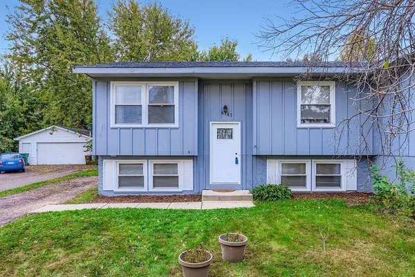 6783 8th ST N, Oakdale, MN 55128