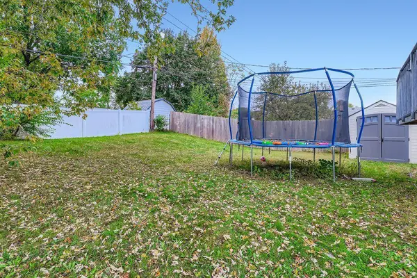 6783 8th ST N, Oakdale, MN 55128