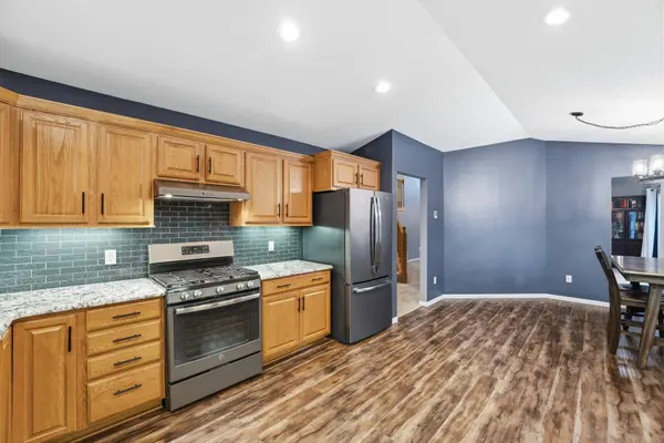 1705 Vale CT, Faribault, MN 55021