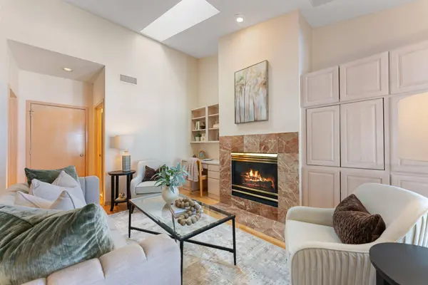 8945 Hilloway RD, Eden Prairie, MN 55347