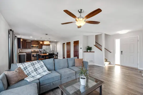 19697 Deerbrooke PATH, Farmington, MN 55024