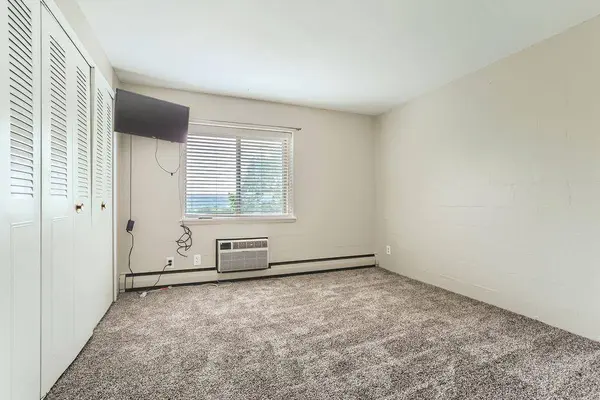 380 Ramsey ST #6B, Saint Paul, MN 55102