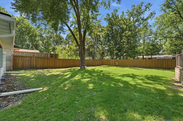 2808 Laport DR, Saint Paul, MN 55112