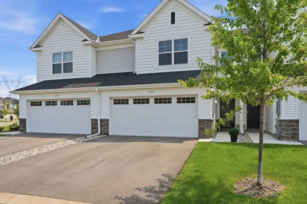 1505 Camden CT, Shakopee, MN 55379