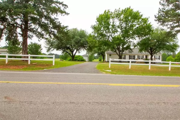 546 Crouch Road, Benton, LA 71006