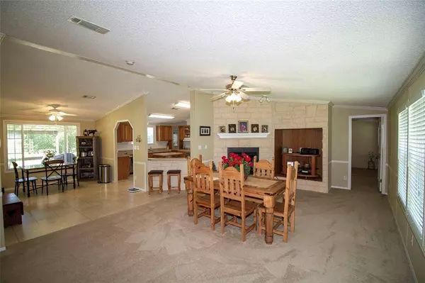 161 S Cloverleaf Drive, Haughton, LA 71037