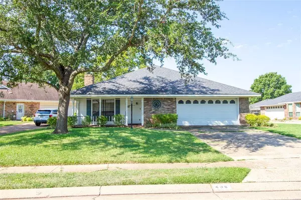 408 Maple Ridge Drive, Bossier City, LA 71111