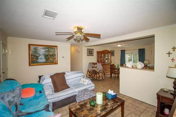 1301 Bar G Road, Shreveport, LA 71107