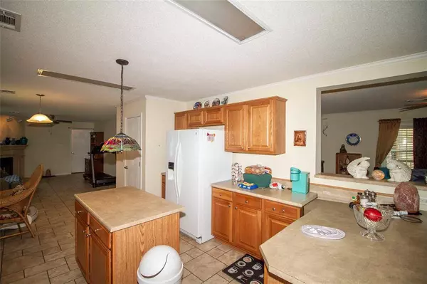 1301 Bar G Road, Shreveport, LA 71107