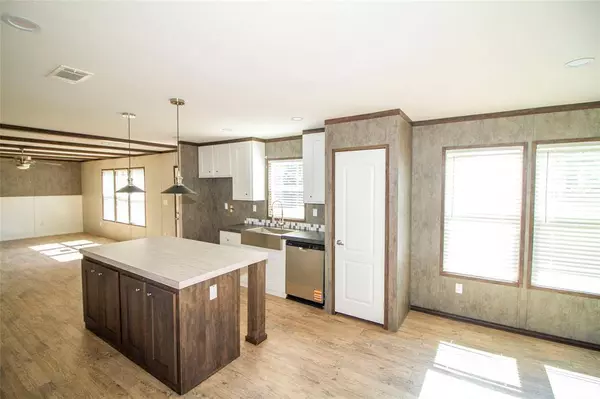 146 Kim Circle, Stonewall, LA 71078