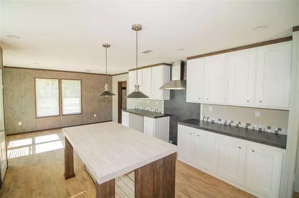 146 Kim Circle, Stonewall, LA 71078